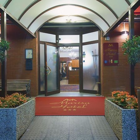 Hotel Marisa Албенга Екстериор снимка