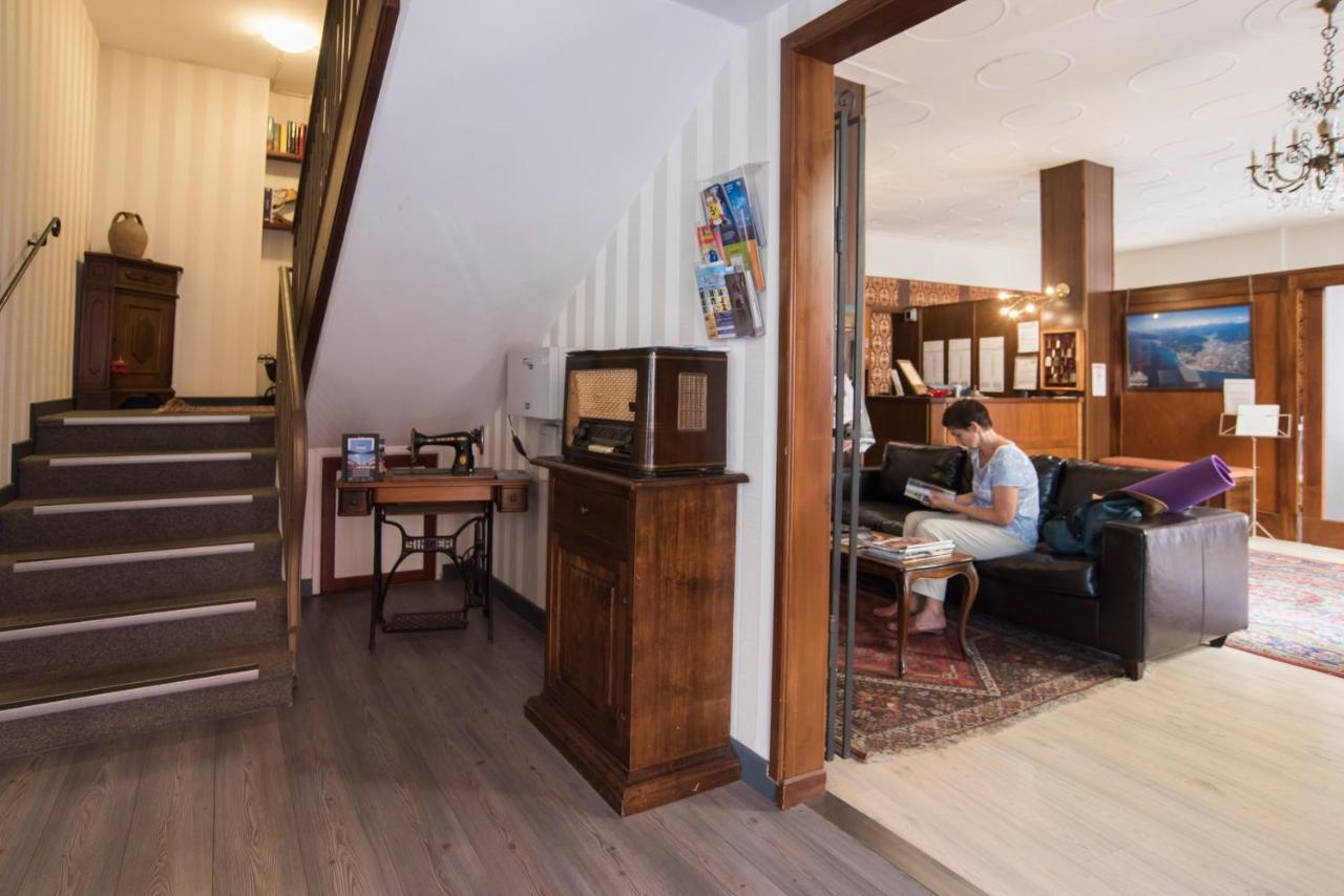 Hotel Marisa Албенга Екстериор снимка