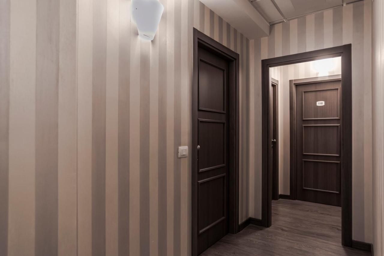 Hotel Marisa Албенга Екстериор снимка