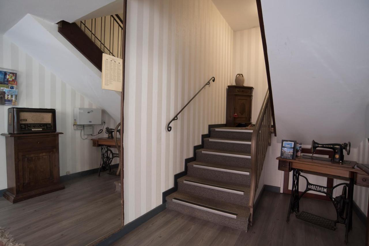 Hotel Marisa Албенга Екстериор снимка